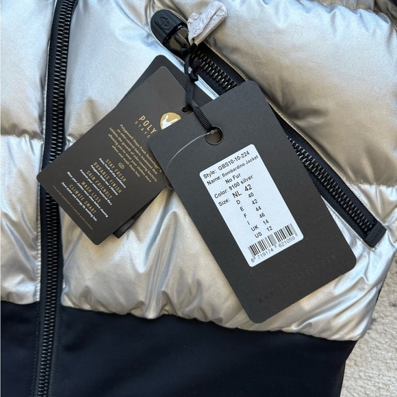 🎿NWT Goldbergh Aura Puffer Women’s Ski Jacket Metallic Silver w/ Black Star 🌟 - Picture 6 of 10